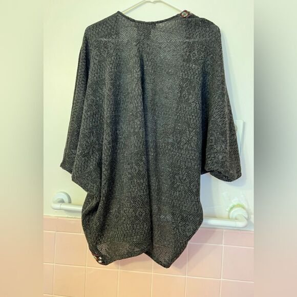 Flying Tomato Shrug  - Picture 3 of 4